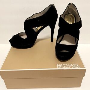 Michael Kors Black Elena Cross Strap Suede Platform Heels Size 8M